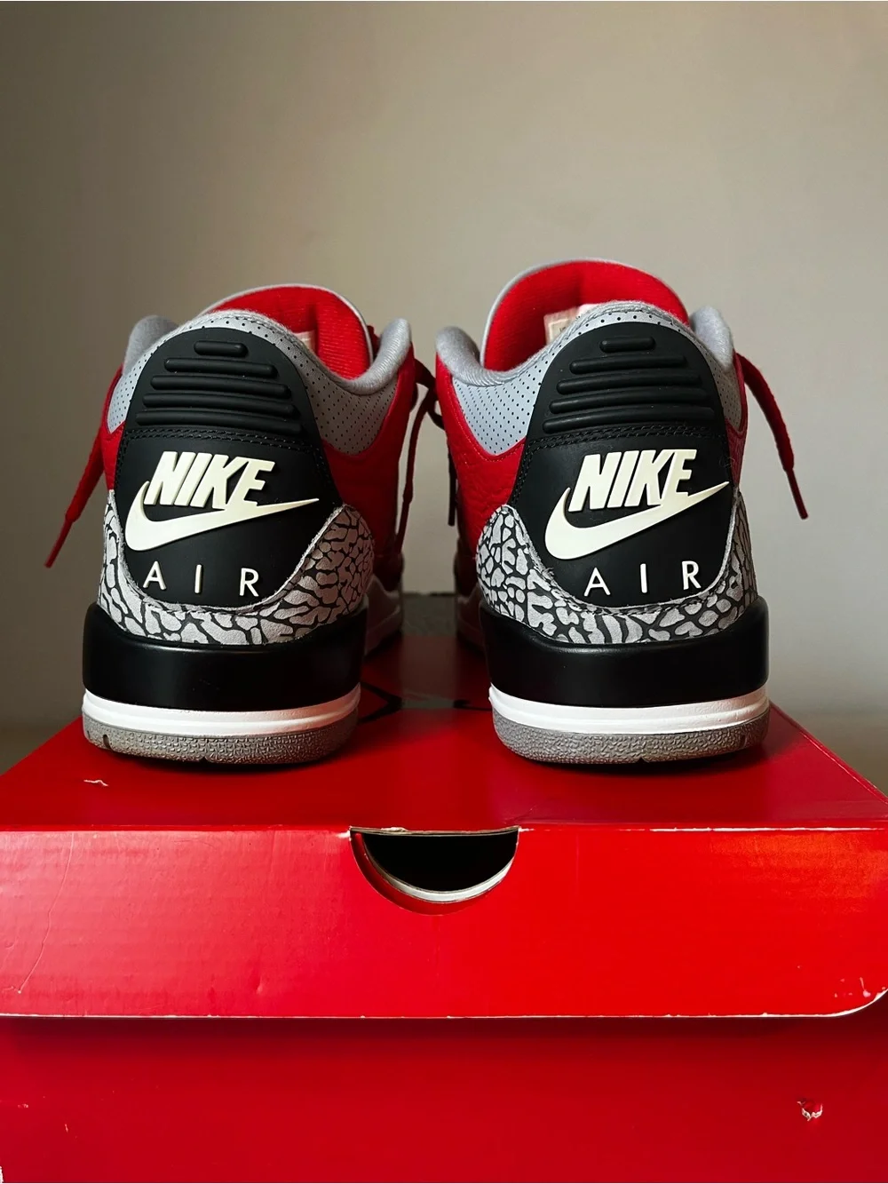 2019 Air Jordan 3 Retro SE Fire Red